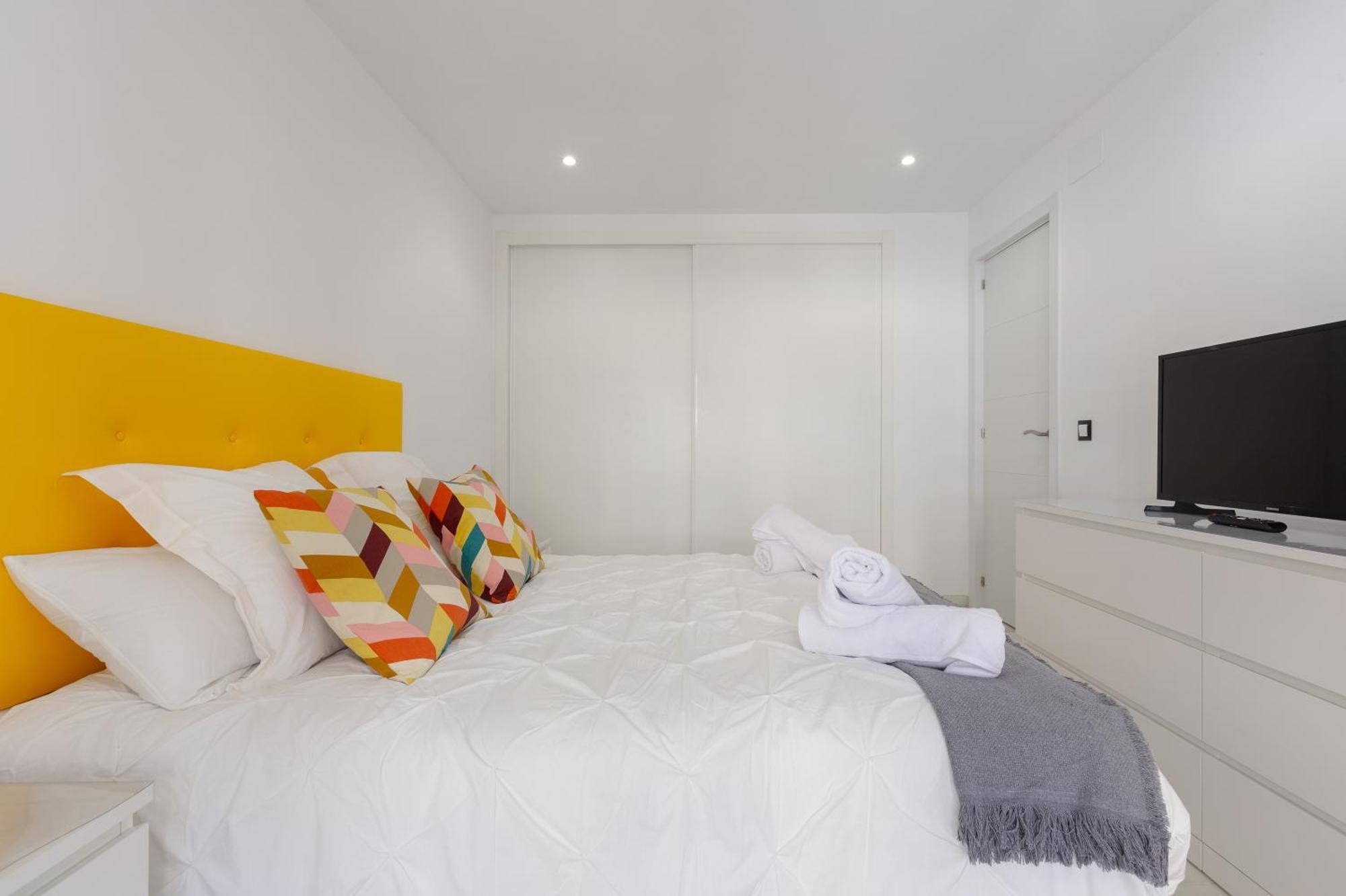 Apartamento La Victoria Apartment Malaga Bagian luar foto